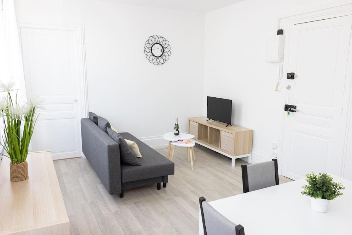 Le 29 - Emplacement Ideal Pour Ce T2 Epernay Exterior photo